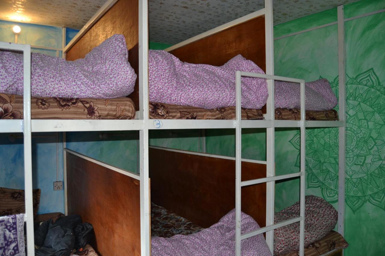 Fireflies Hostel Катманду Экстерьер фото
