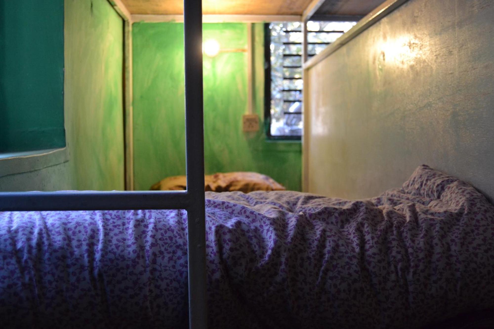 Fireflies Hostel Катманду Экстерьер фото